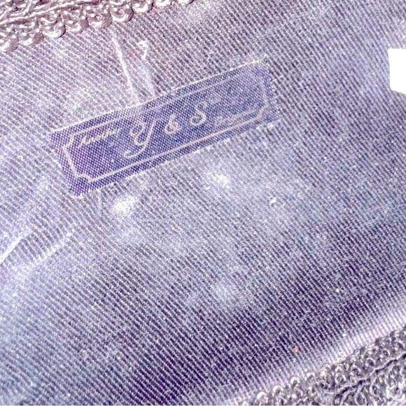 Vintage Y & S Original Lucite Clamshell Purse Gold Tone Body Chain White Leather - Picture 5 of 5